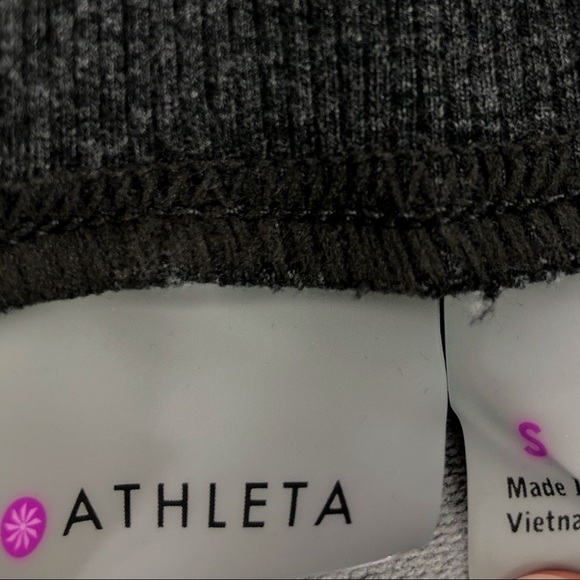 Athleta - Crop Sweat Pants Pockets Side Zipper - S - Picture 5 of 7